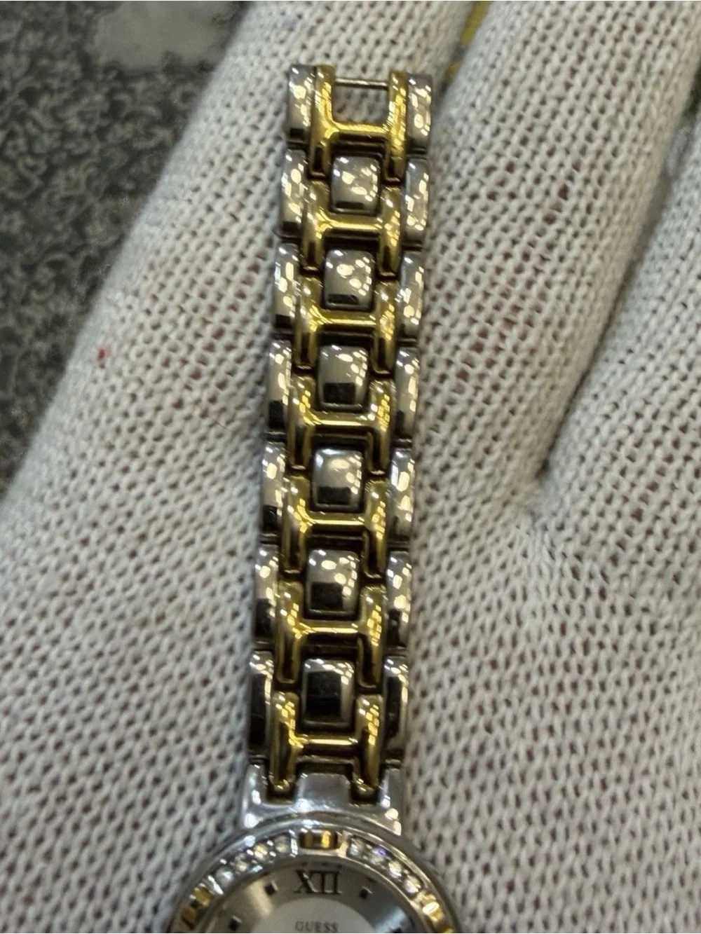 Guess Womens Watch G75479L Two Tone Silver Gold Crystal Bezel Roman Numeral